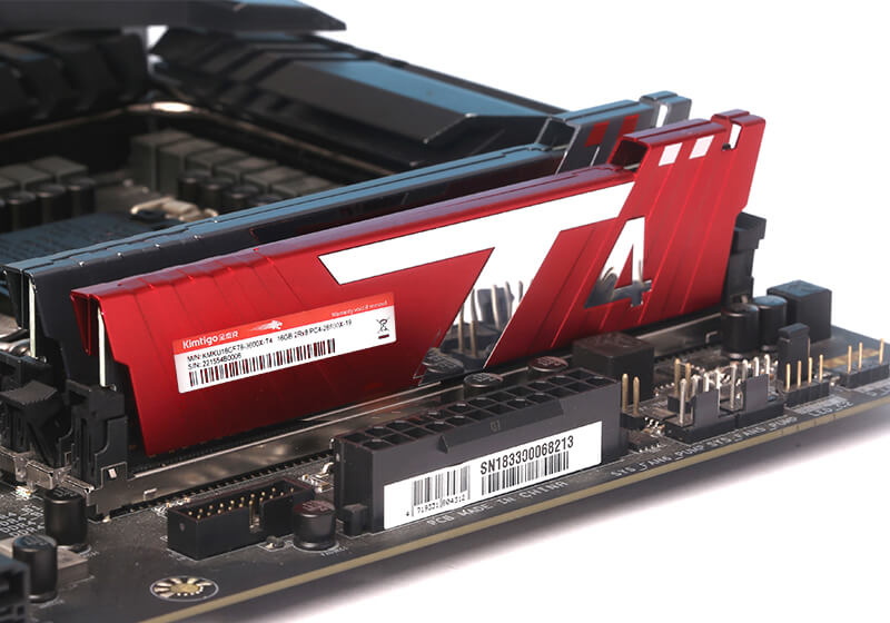 Captain  T4·DDR4